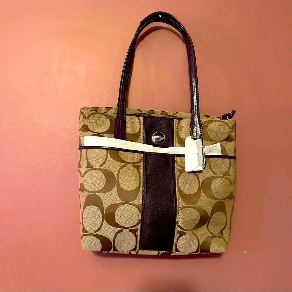 Coach Signature Tan and Purple Tote Bag - Picture 2 of 9